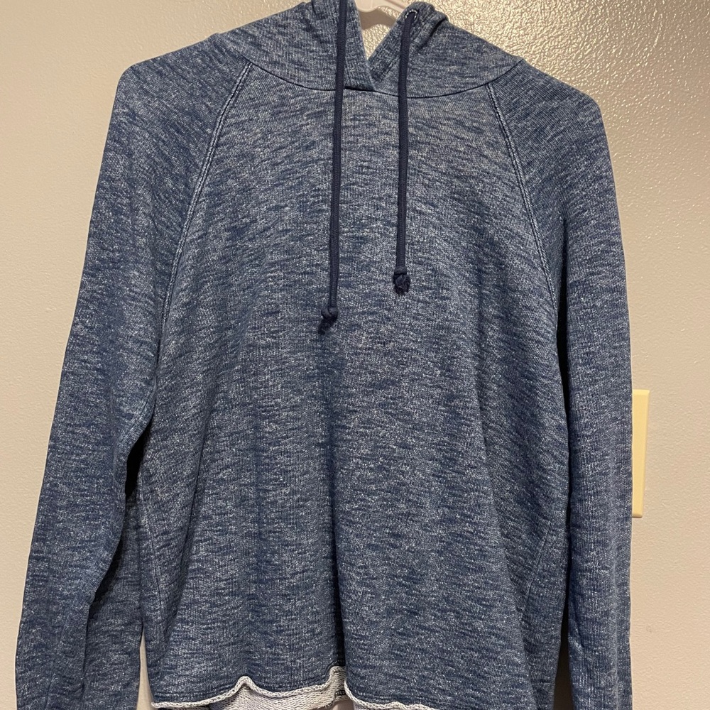 Long sleeve hoodie!!